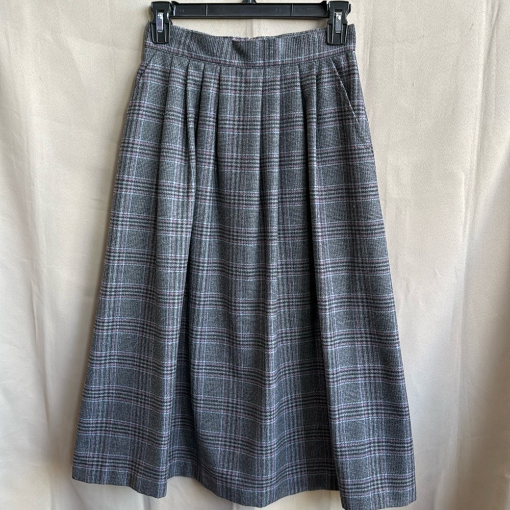 Vintage Clyde Gray Plaid Wool A-Line Pleated Skirt
